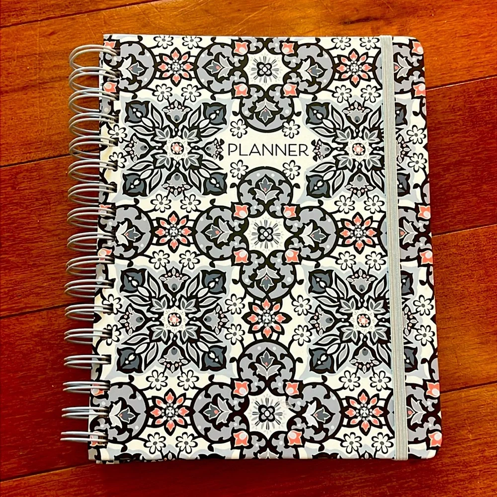 Vera Bradley Lisbon Medallion Patterned Planner